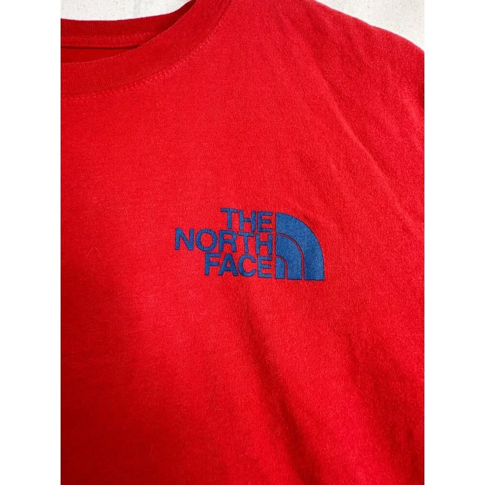 The North Face Mens Short Sleeve Shirt size Large‎ Red